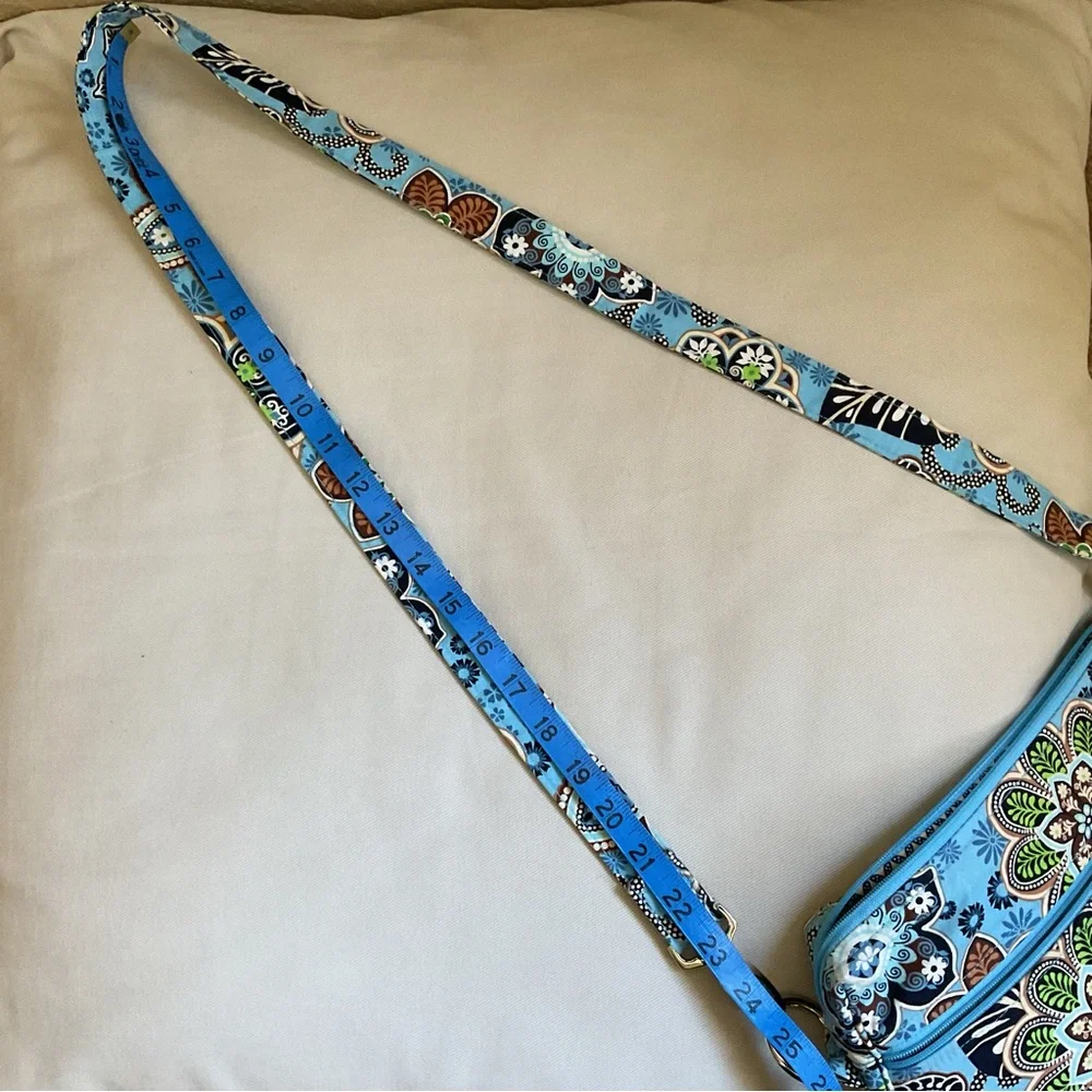 Vera Bradley Mailbag Bali Blue with Small Hand Crafted Cosmetic/Pencil Pouch** - Picture 11 of 16